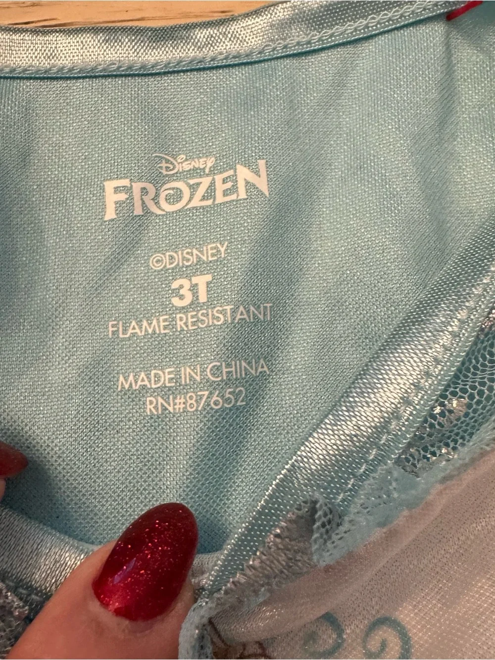 Disney Frozen Elsa fantasy nightgown / dress-up costume - Picture 2 of 3